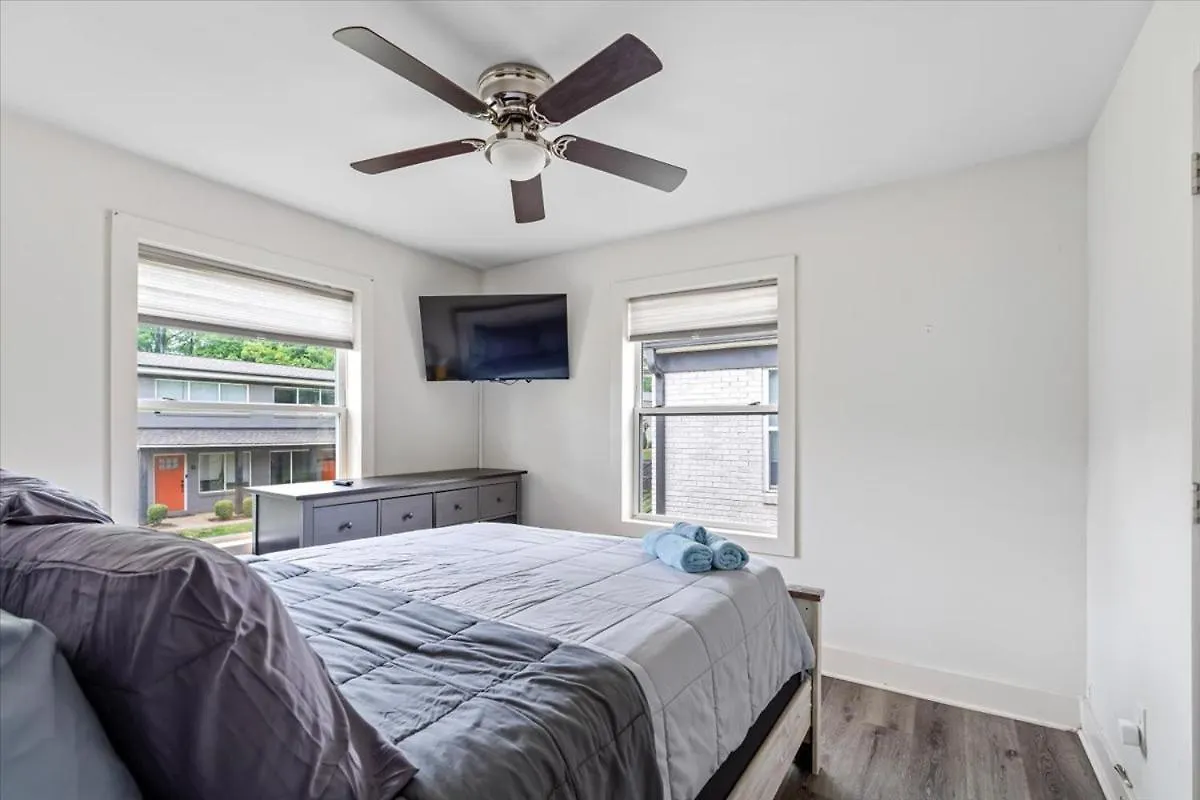 Apartment 306C State St 2Br Apt Close To Uptown Charlotte