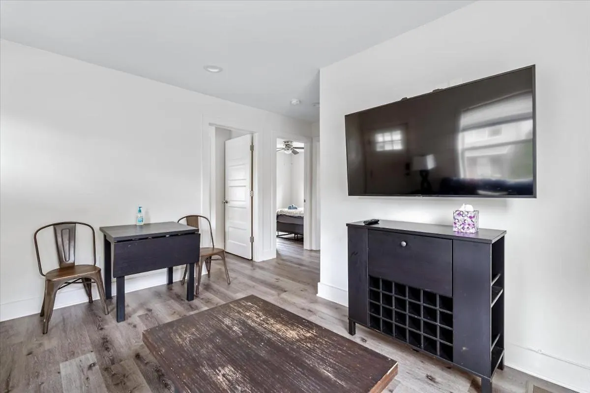 Apartment 306C State St 2Br Apt Close To Uptown Charlotte